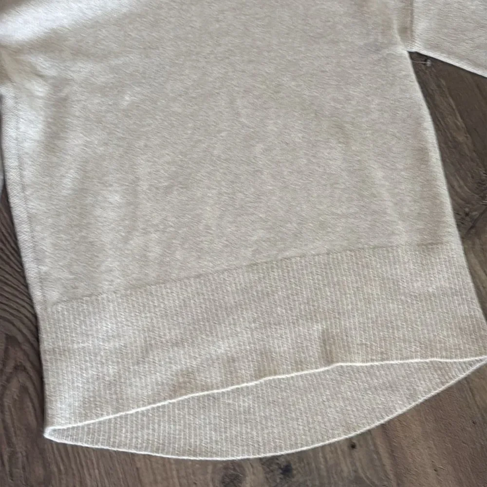 Frame Cashmere High-Low Turtleneck Sweater in Oatmeal Heather Size M